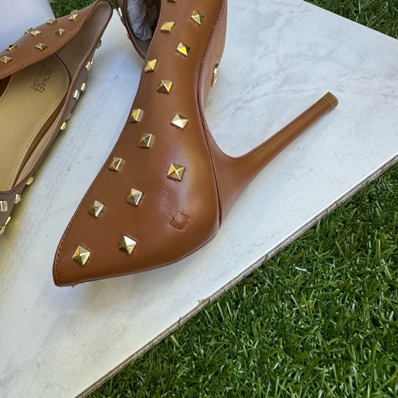 Michael Kors Women's Keke Toe Cap Tan
Pump US 7.5 Women - Picture 11 of 15